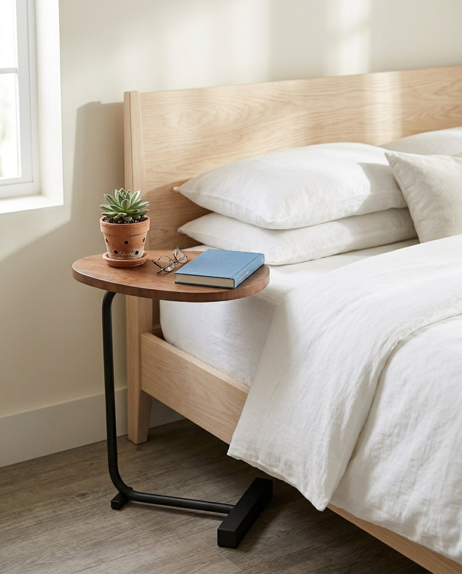 Kompakt sidebord til stuen | Slimline Arc
