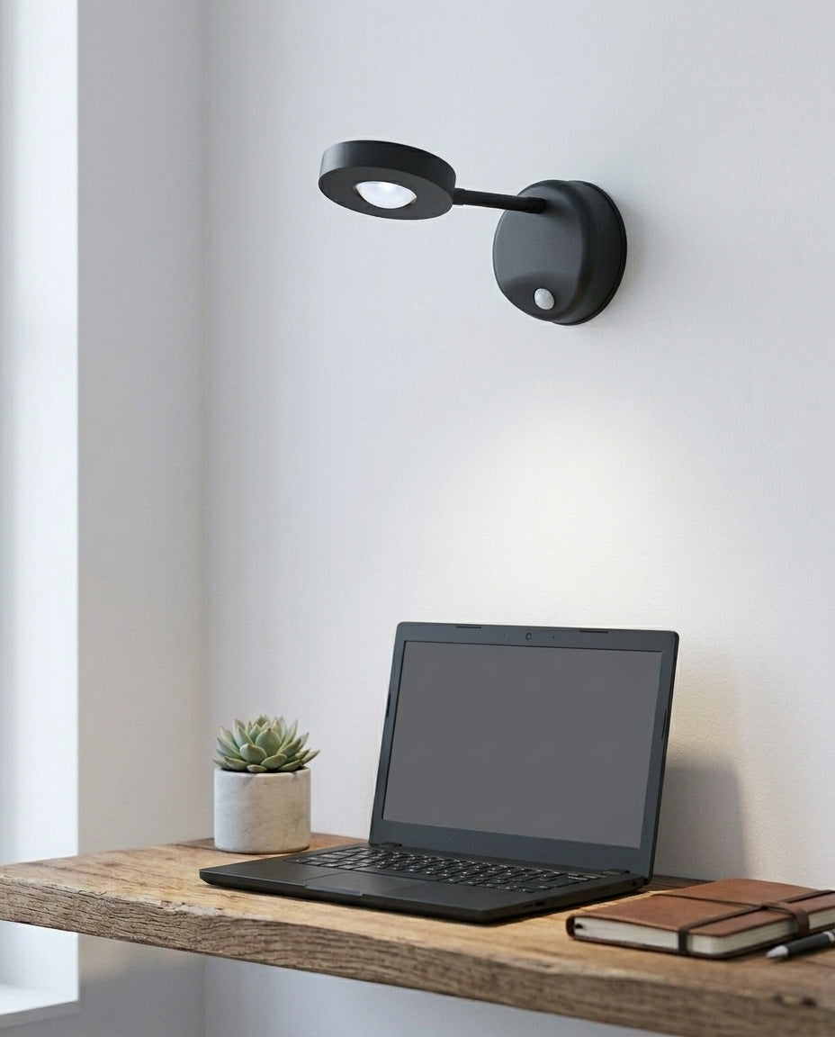 Trådløs LED-spotlight med bevegelsessensor | LumaSwivel 360