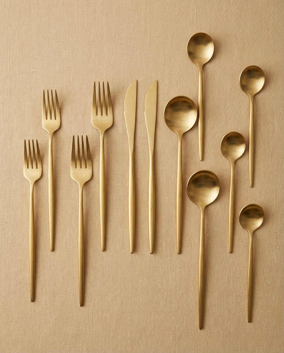 Minimalistisk Bestikk – Mattlakkert Bestikk for 4–16 Pers