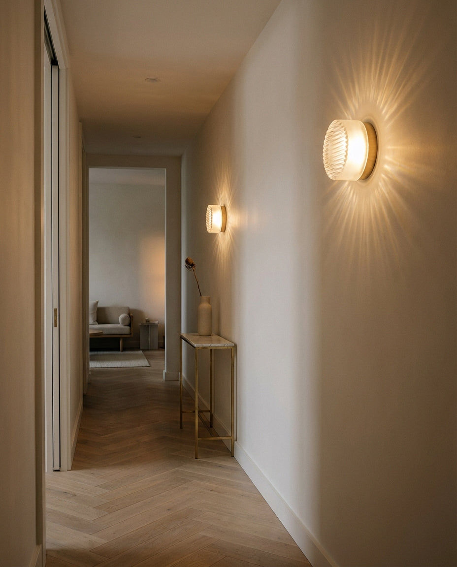 Rund Glassvegglampe – Riflet LED-belysning