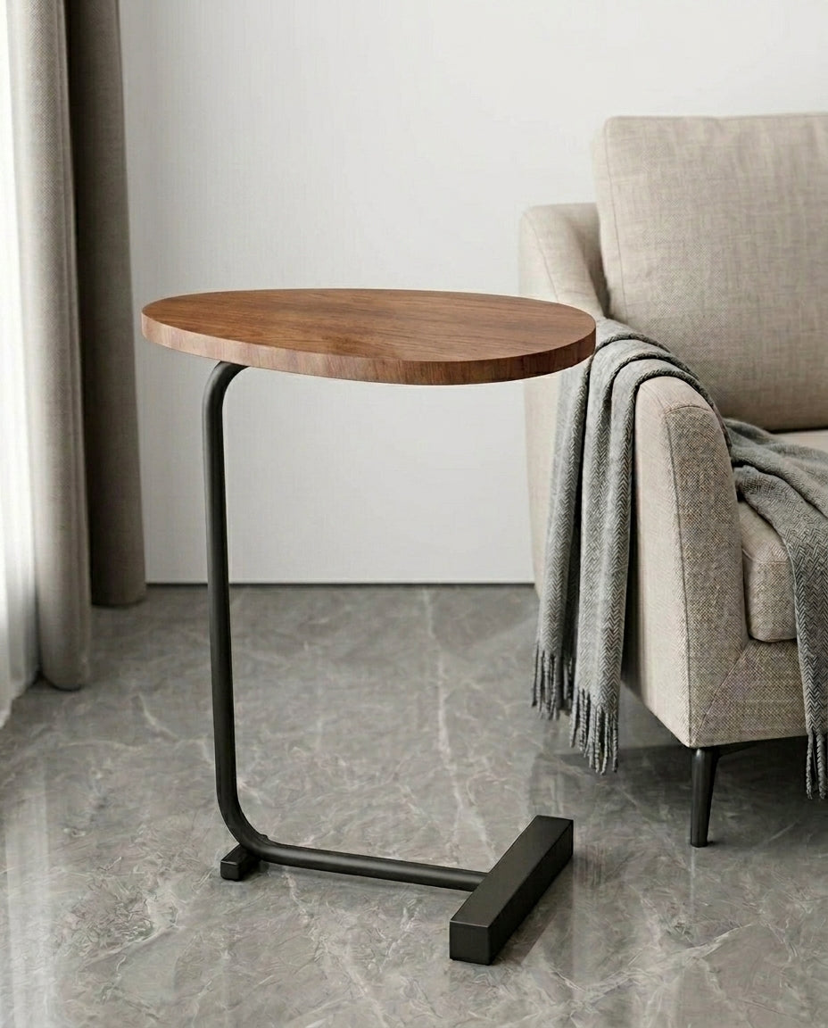 Kompakt sidebord til stuen | Slimline Arc
