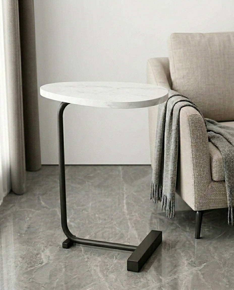 Kompakt sidebord til stuen | Slimline Arc