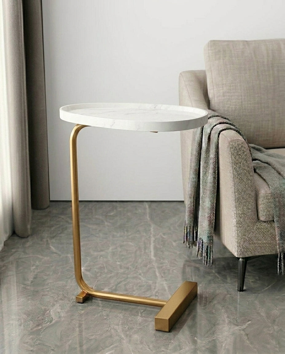Kompakt sidebord til stuen | Slimline Arc
