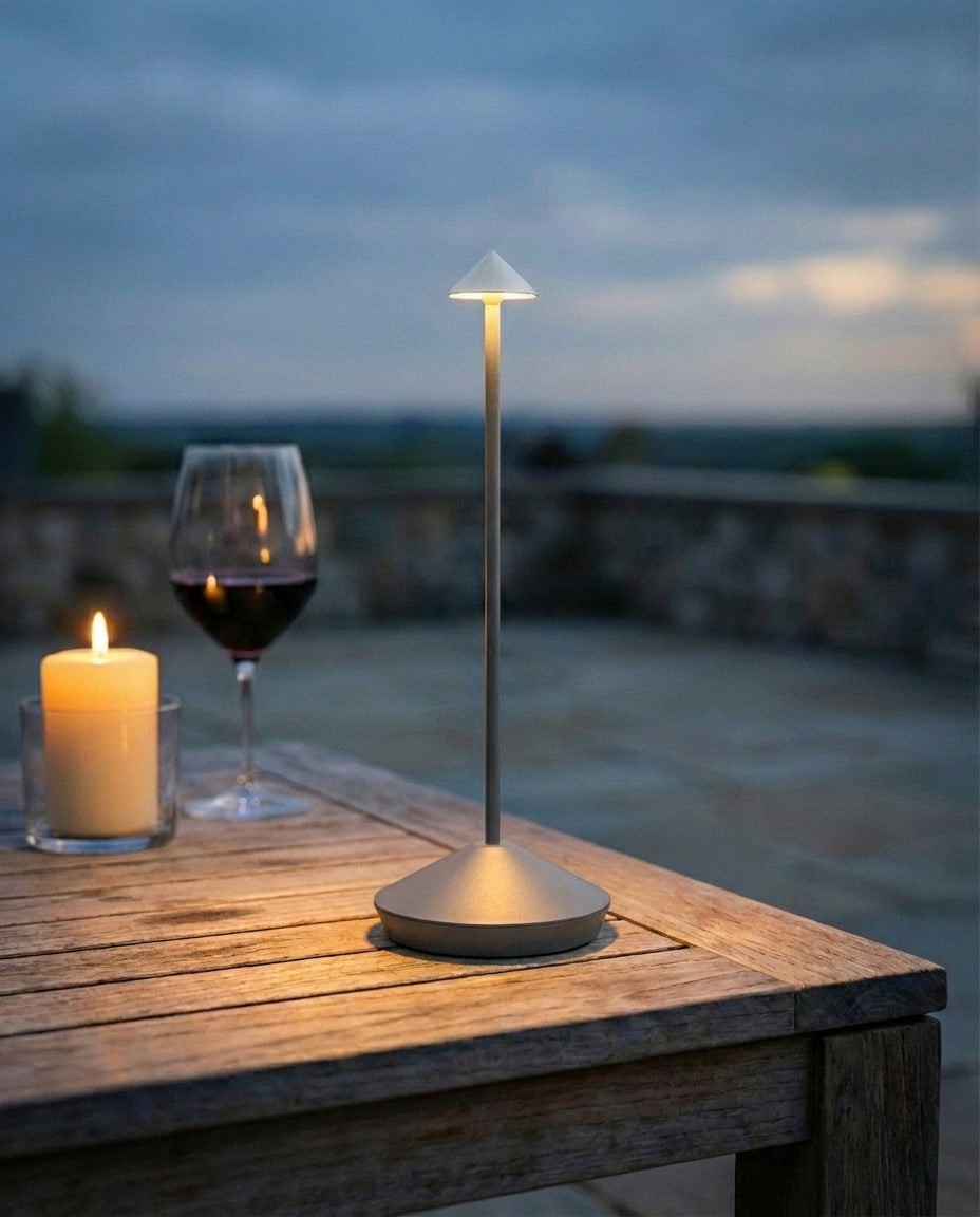 Trådløs LED-bordlampe | Dimbar, vanntett og oppladbar