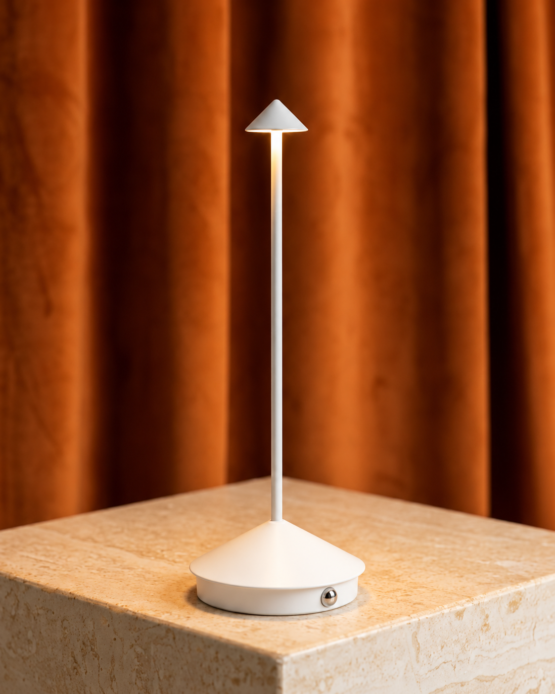 Trådløs LED-bordlampe – Dempbar og oppladbar | LumiSlim